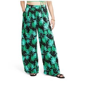 NWT Fe Noel x Target  Women's Feathered Palm Print pants Black/Green M